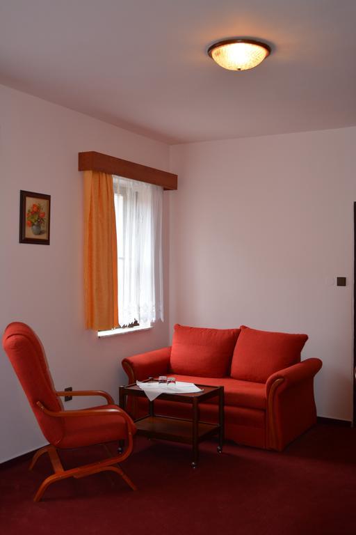 Hotel Koruna Karlštejn Δωμάτιο φωτογραφία