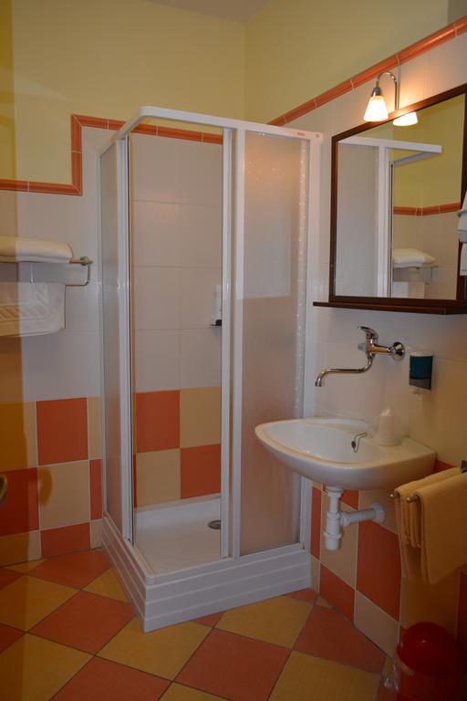 Hotel Koruna Karlštejn Δωμάτιο φωτογραφία